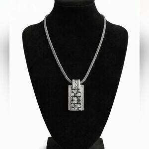 Chico’s Silver-Tone Rhinestone Rectangular Pendant Necklace – 16.5”